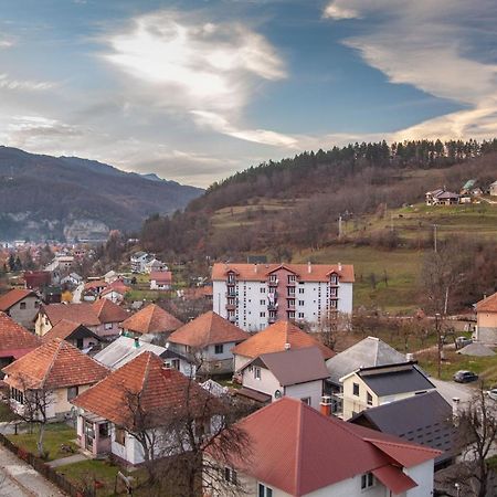 Modern Mountain - Apartman 401 Appartement Kolašin Buitenkant foto